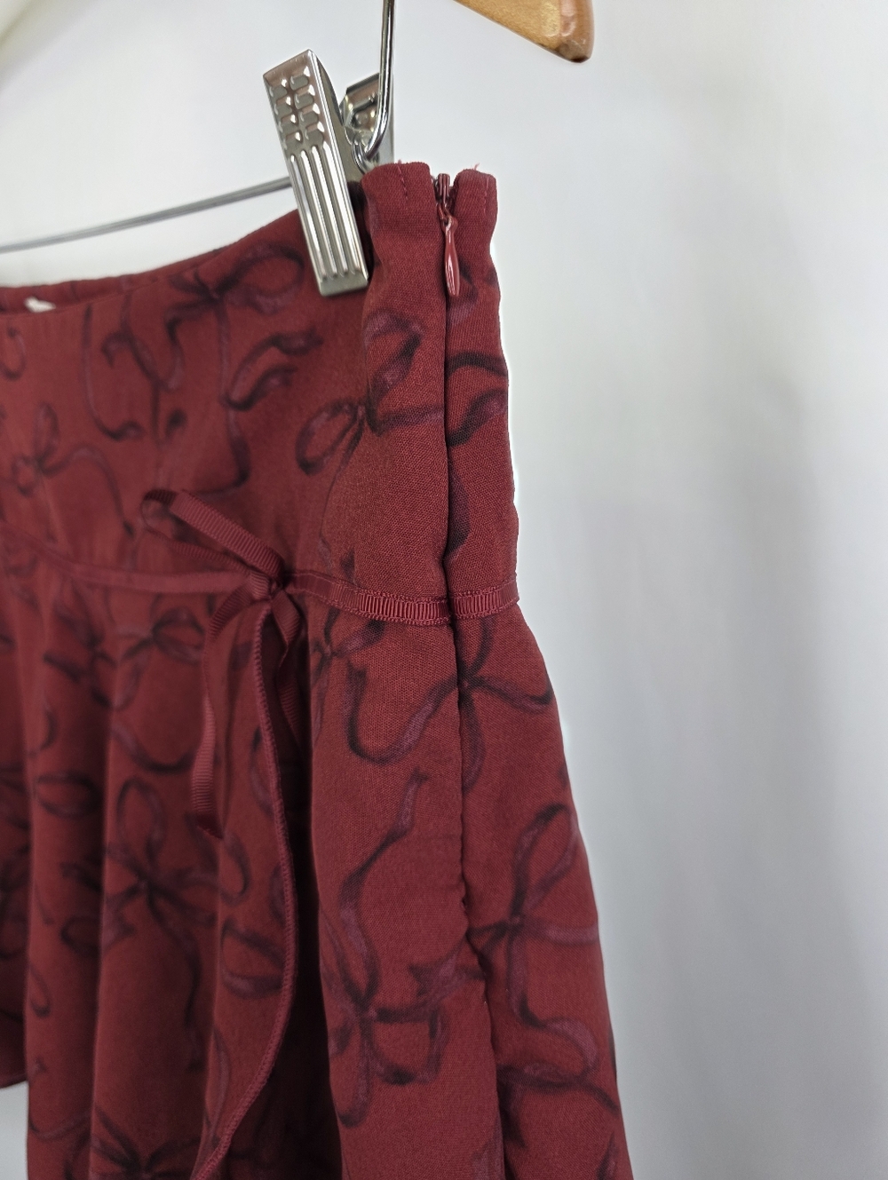 Aeropostale MEDMini Skirt Skort Burgundy Bow Print Coquette Dark Moody Preppy - Picture 10 of 16